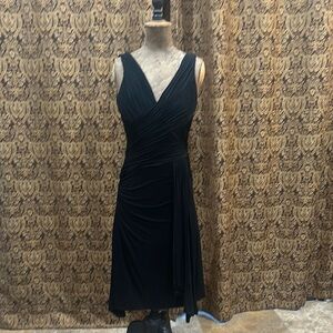 BCBGMaxAzria Blue V-Neck Sheath Cocktail Dress